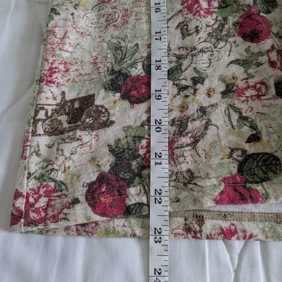 Great Northwest Top Women's Large Cream Red Floral All over Print 3/4 Sleeve Top - Picture 16 of 16